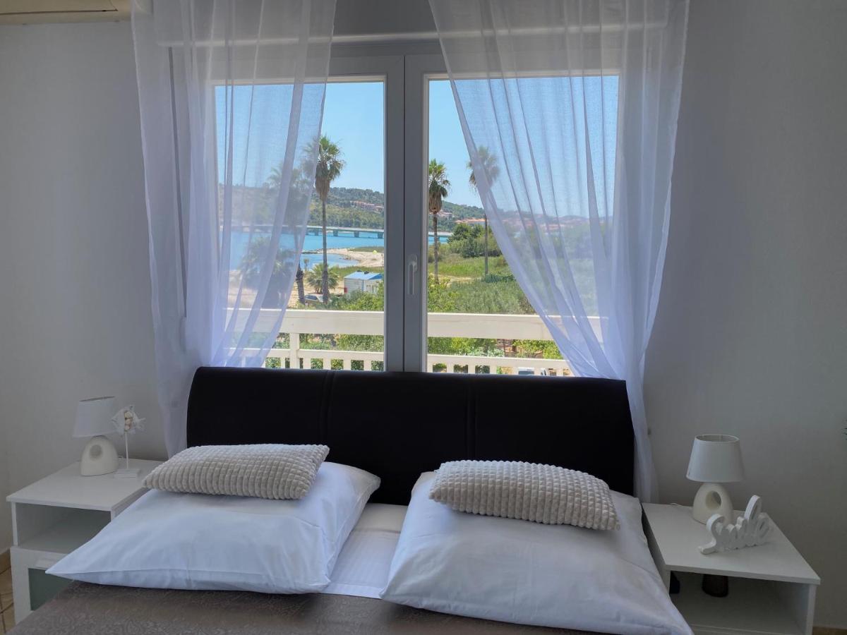 Studio Apartments M&N * Trogir