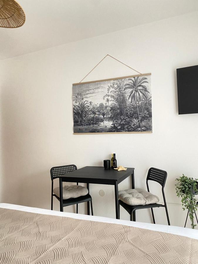 Studio Apartments M&N *
