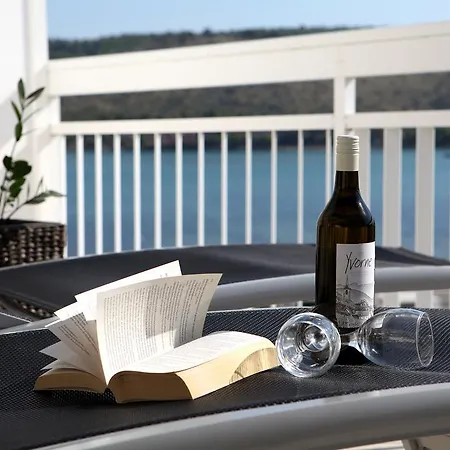 Studio Apartments M&N Trogir Exterior photo